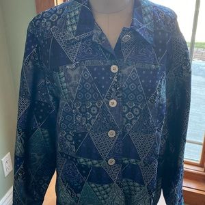 Ladie’s XL Cold Water Creek Blue Print  Jacket. Pair with a dress or jeans!